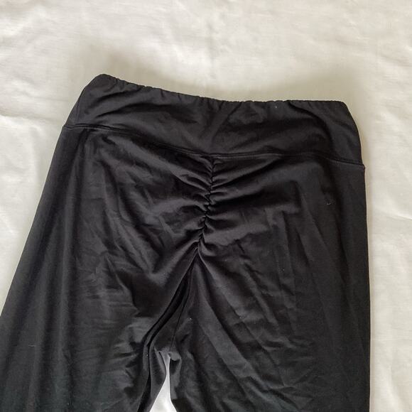 Ready to Go Booty Leggings - Picture 4 of 5